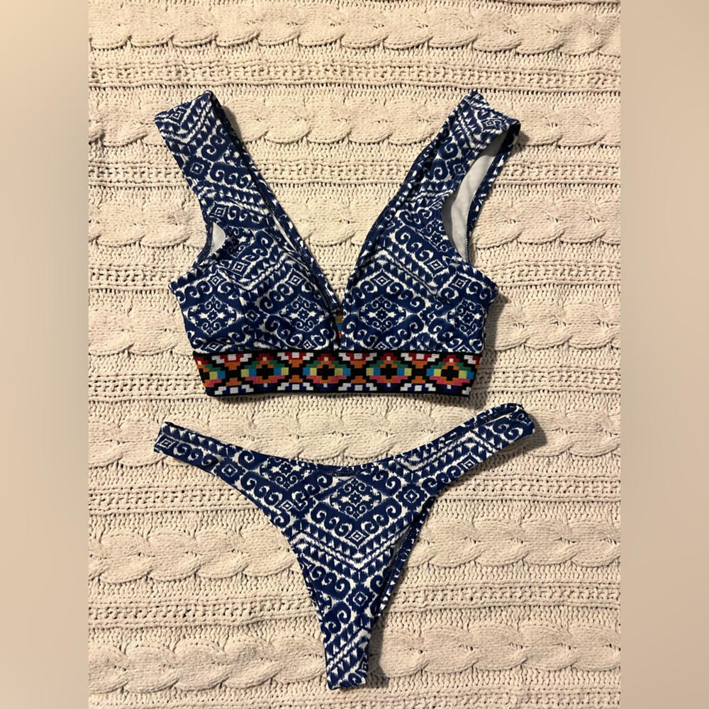 Body Glove Blue and Multicolor Bikini